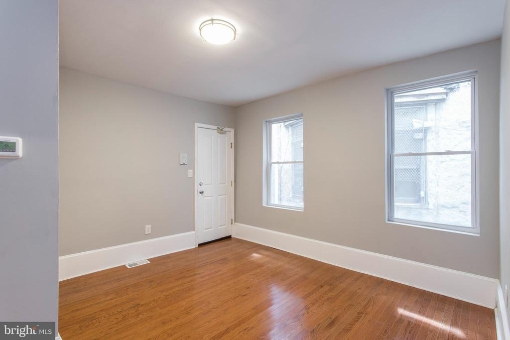 721 S 19th Street - Photo 3