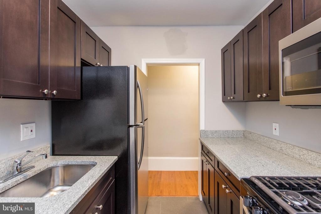 721 S 19th Street - Photo 9