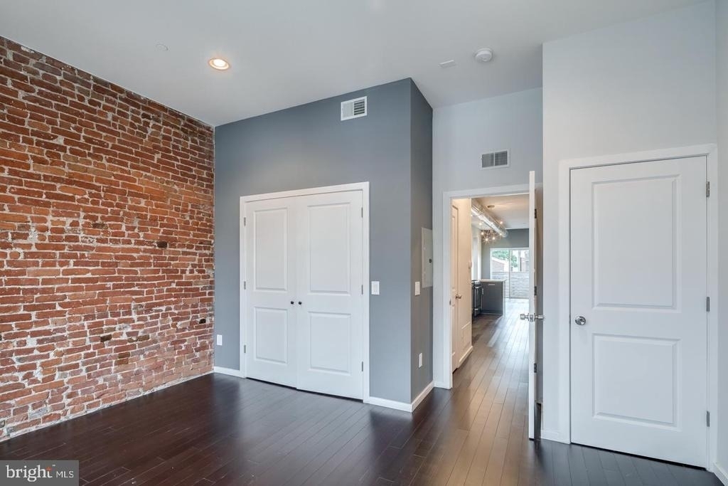 927 N 2nd Street - Photo 11