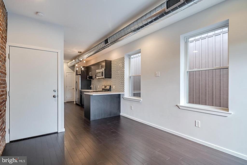 927 N 2nd Street - Photo 3