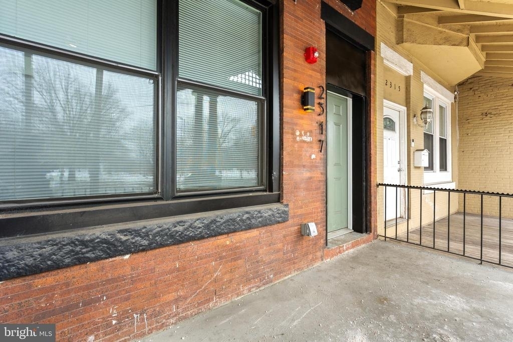 2317 N 33rd Street - Photo 9