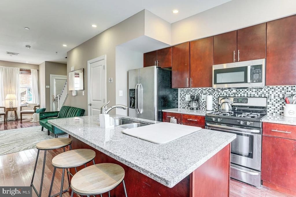 1146 S Dorrance Street - Photo 4