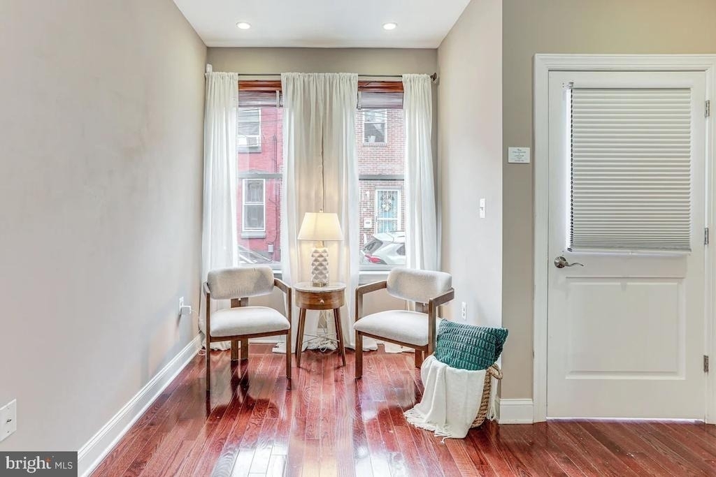 1146 S Dorrance Street - Photo 1