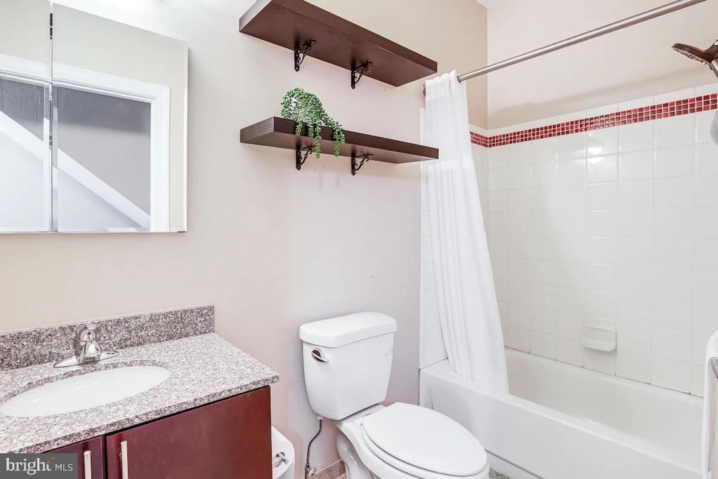 1146 S Dorrance Street - Photo 9