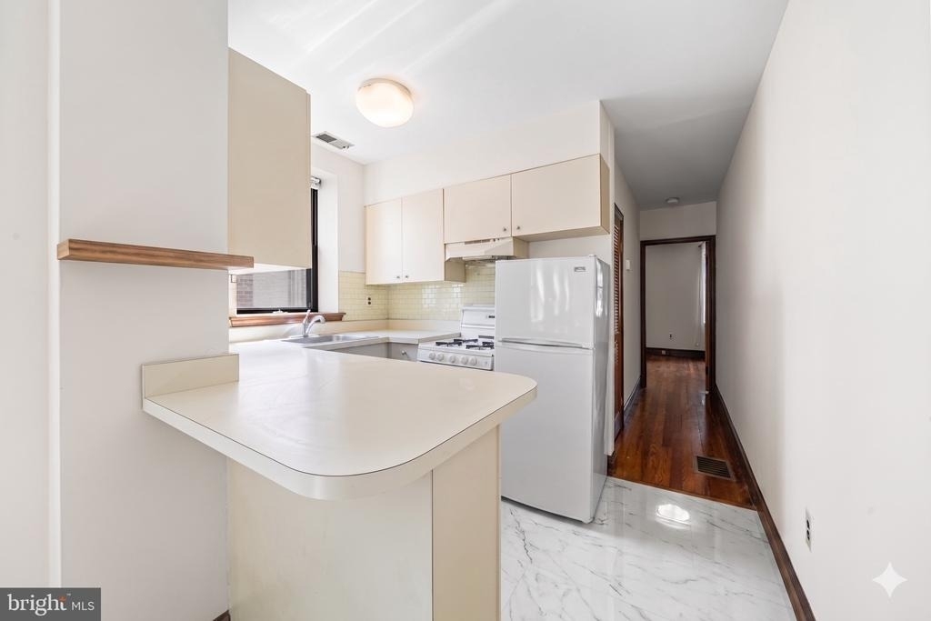 507 Catharine Street - Photo 10