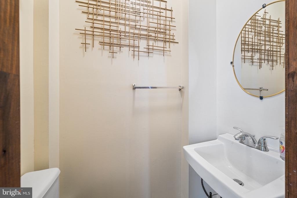 507 Catharine Street - Photo 12