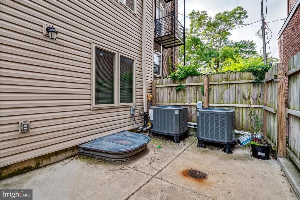 1848 N 19th Street - Photo 9
