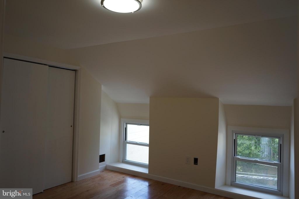 135 Gay Street - Photo 18