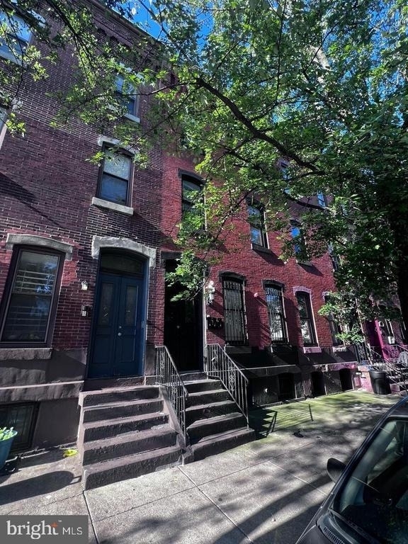 1706 W Diamond Street - Photo 1