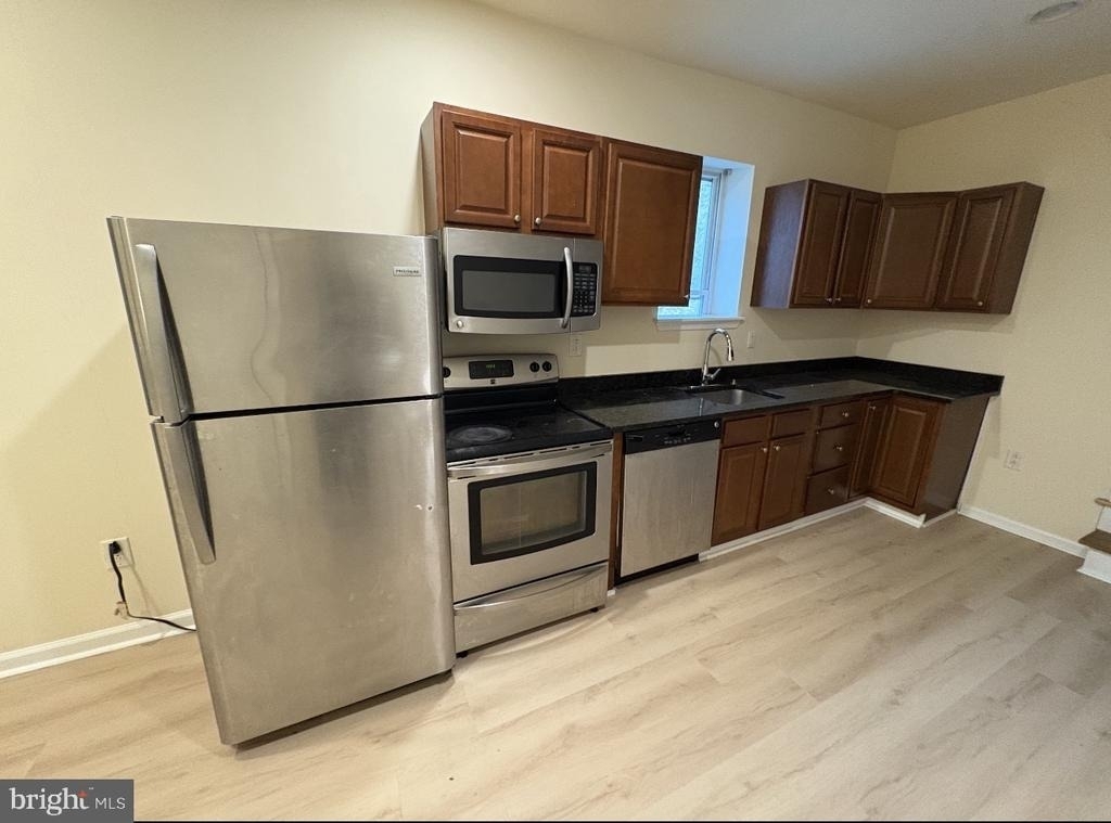 1706 W Diamond Street - Photo 4