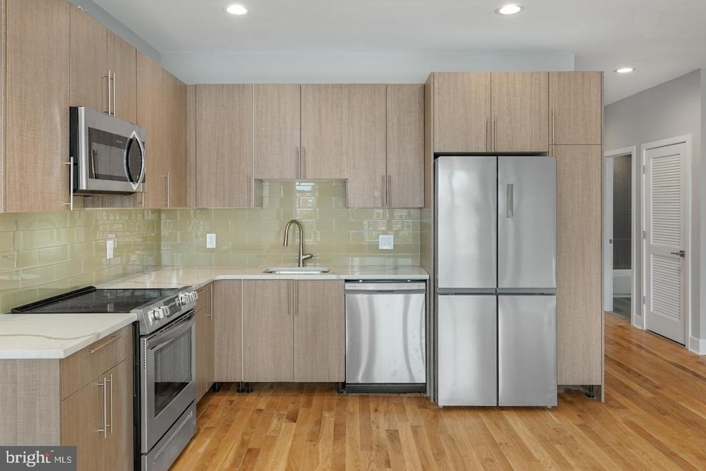 1634 Cambridge Street - Photo 1