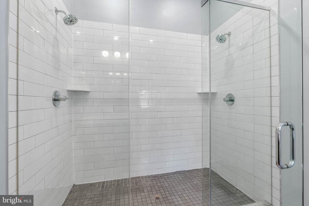 1522 Mount Vernon Street - Photo 17