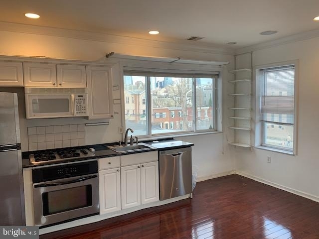918 S 22nd Street - Photo 0