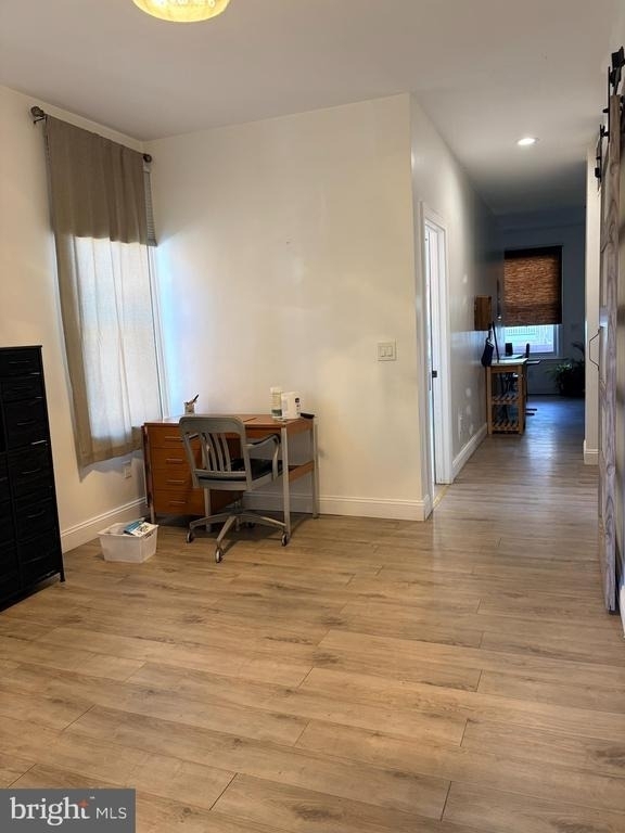 617 E Locust Avenue - Photo 2