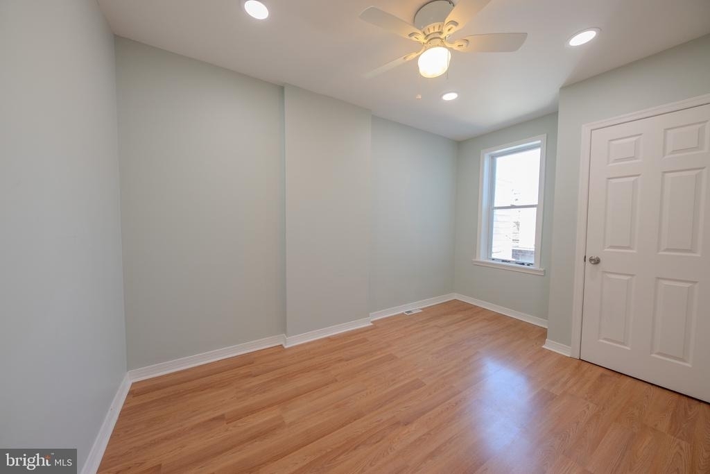 2059 E Ontario Street - Photo 20