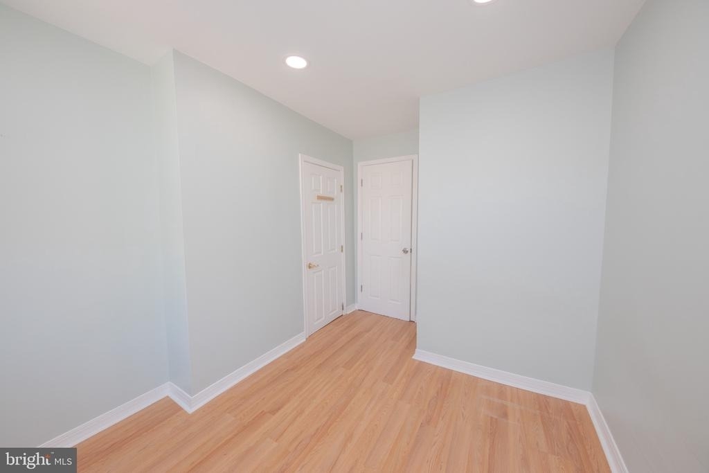 2059 E Ontario Street - Photo 14