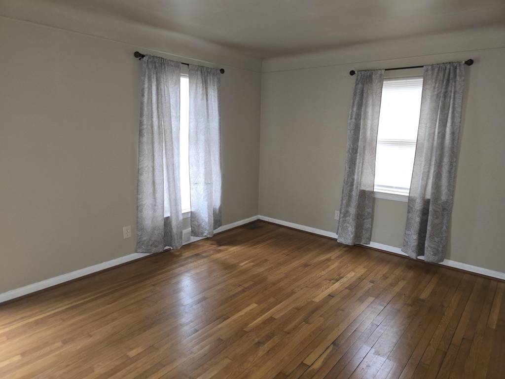 6109 Farmbrook Street - Photo 10