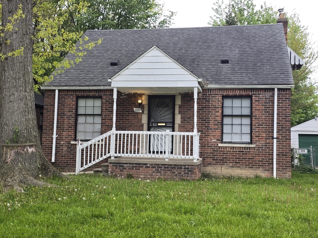 6109 Farmbrook Street - Photo 0