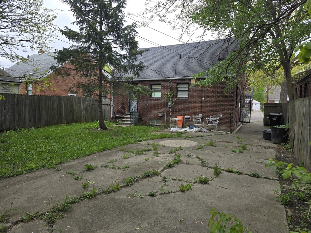 6109 Farmbrook Street - Photo 16