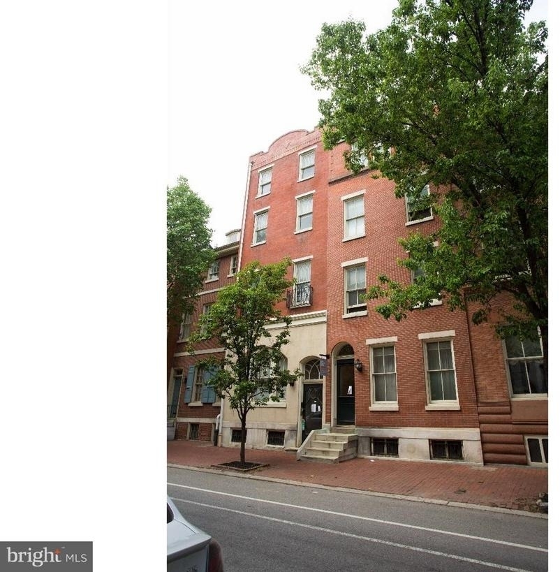 729 Spruce Street - Photo 1