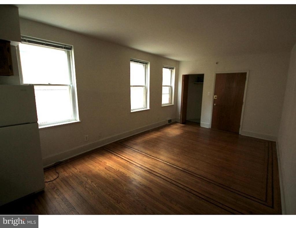 729 Spruce Street - Photo 6
