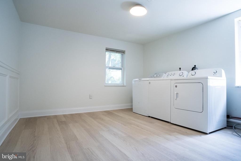 1221 Randolph Street - Photo 24