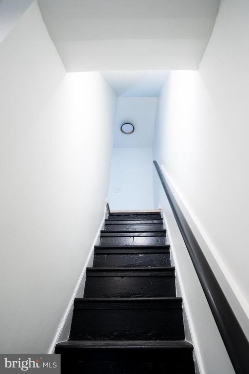 1221 Randolph Street - Photo 13