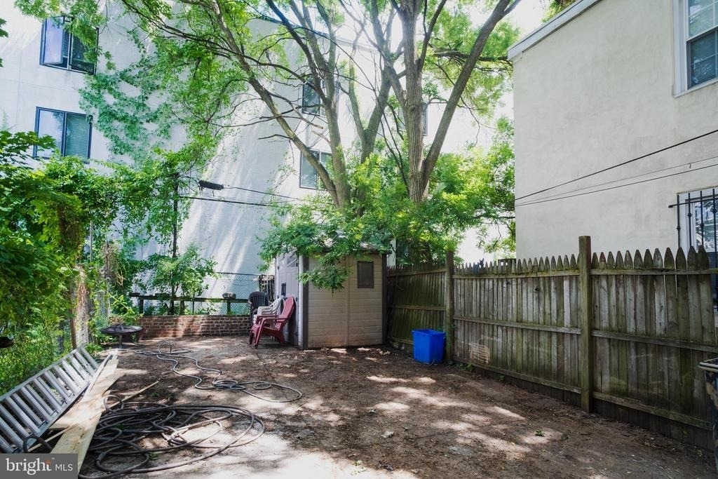 1221 Randolph Street - Photo 27