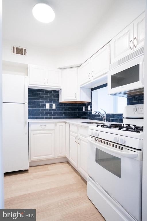 1221 Randolph Street - Photo 5