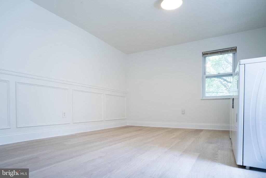 1221 Randolph Street - Photo 25