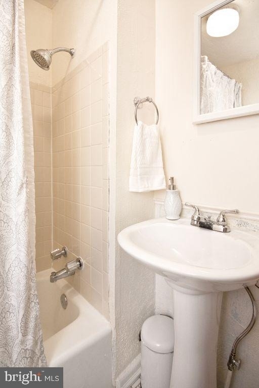 1221 Panama Street - Photo 3