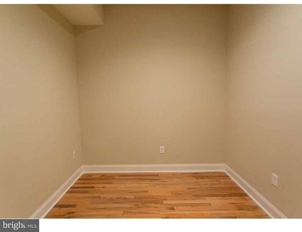 1114 Pine Street - Photo 5