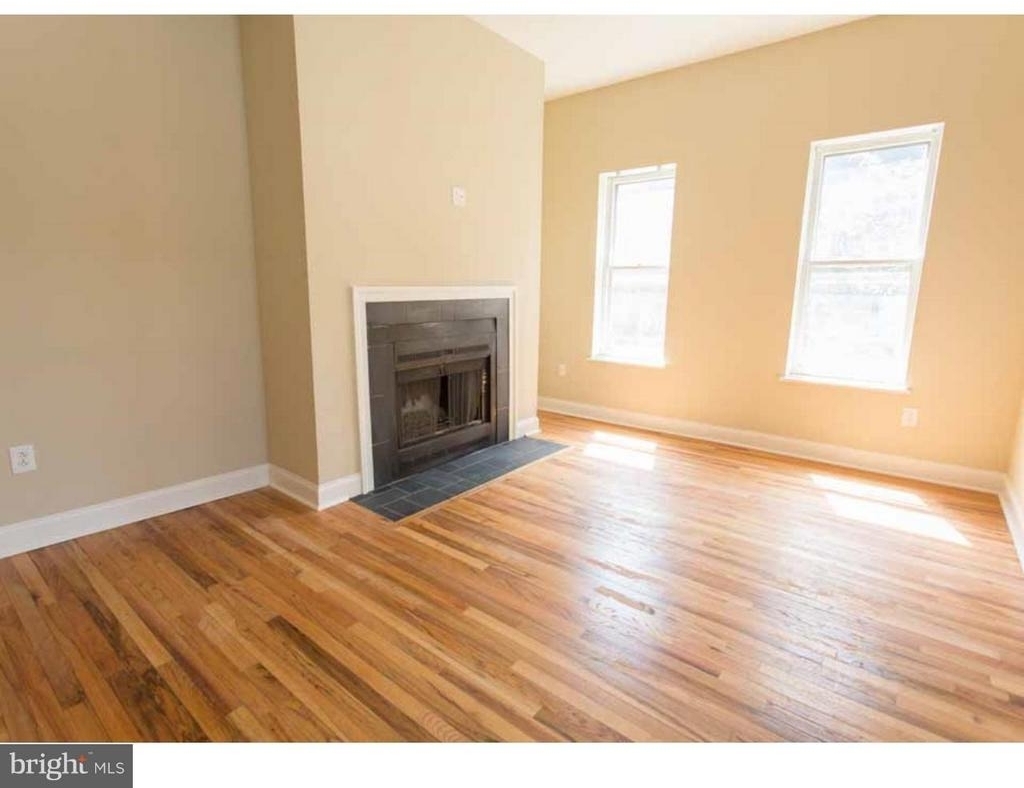 1114 Pine Street - Photo 2