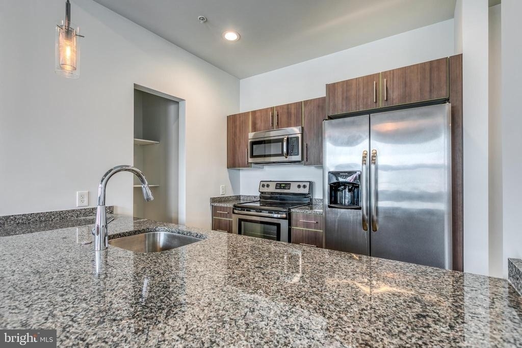 4800 Brown Street - Photo 4