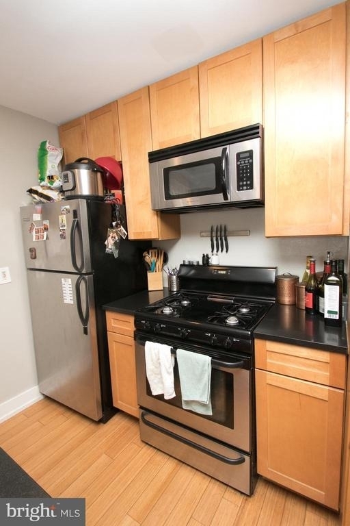 2351 Christian Street - Photo 8