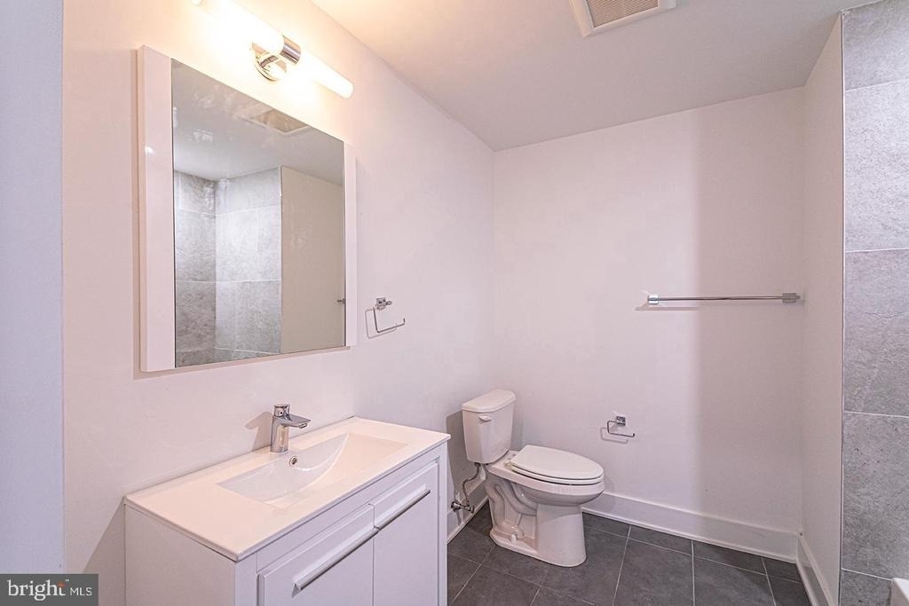1245 Ridge Avenue - Photo 2