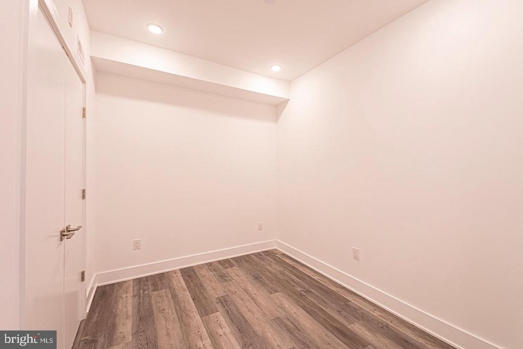 1245 Ridge Avenue - Photo 6