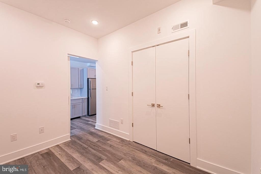 1245 Ridge Avenue - Photo 7