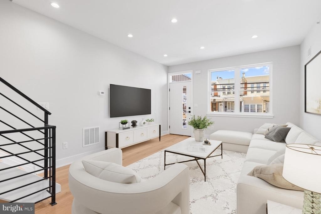 713 S 58th Street - Photo 1