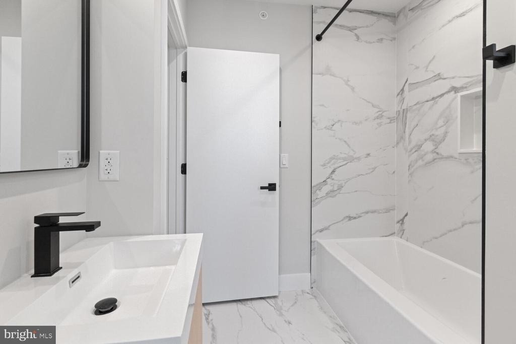 713 S 58th Street - Photo 15