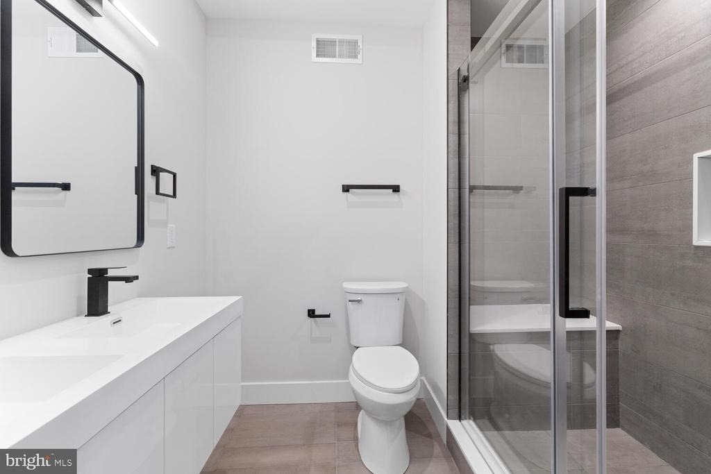 713 S 58th Street - Photo 12