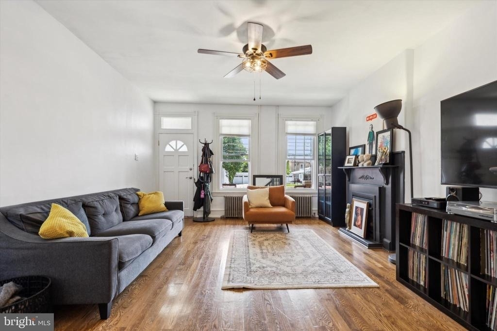 460 Martin Street - Photo 2
