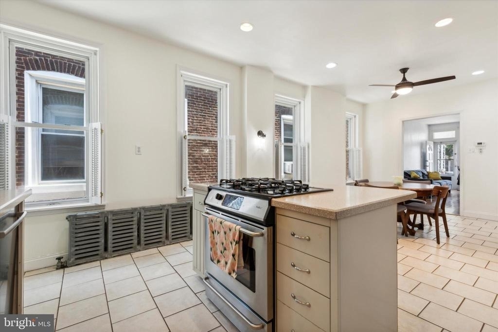 460 Martin Street - Photo 6
