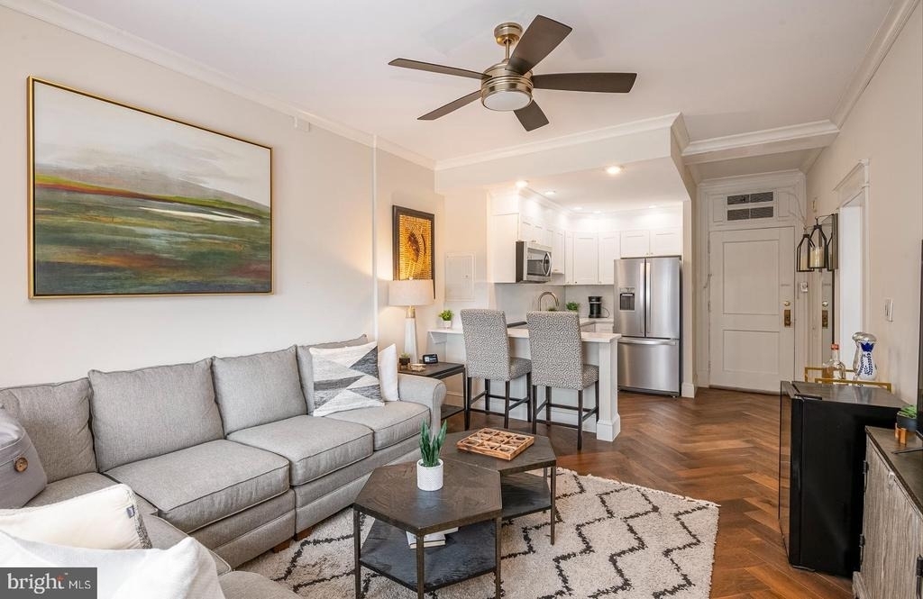1324 Locust Street - Photo 3
