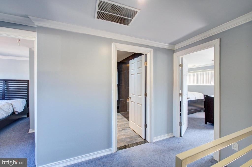 1119 W Master Street - Photo 10