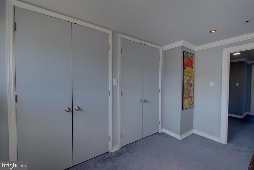 1119 W Master Street - Photo 13
