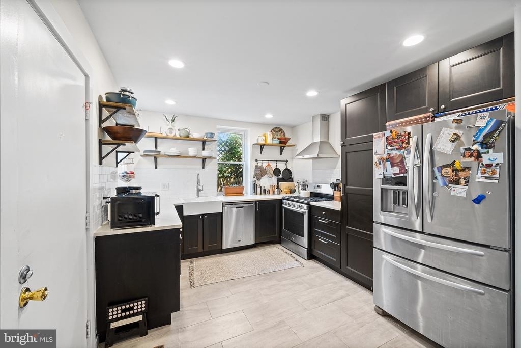 107 W Master Street - Photo 10