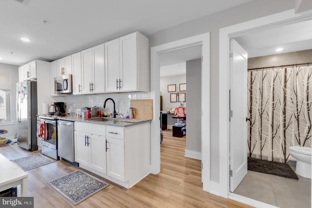 3965 Lancaster Avenue - Photo 4