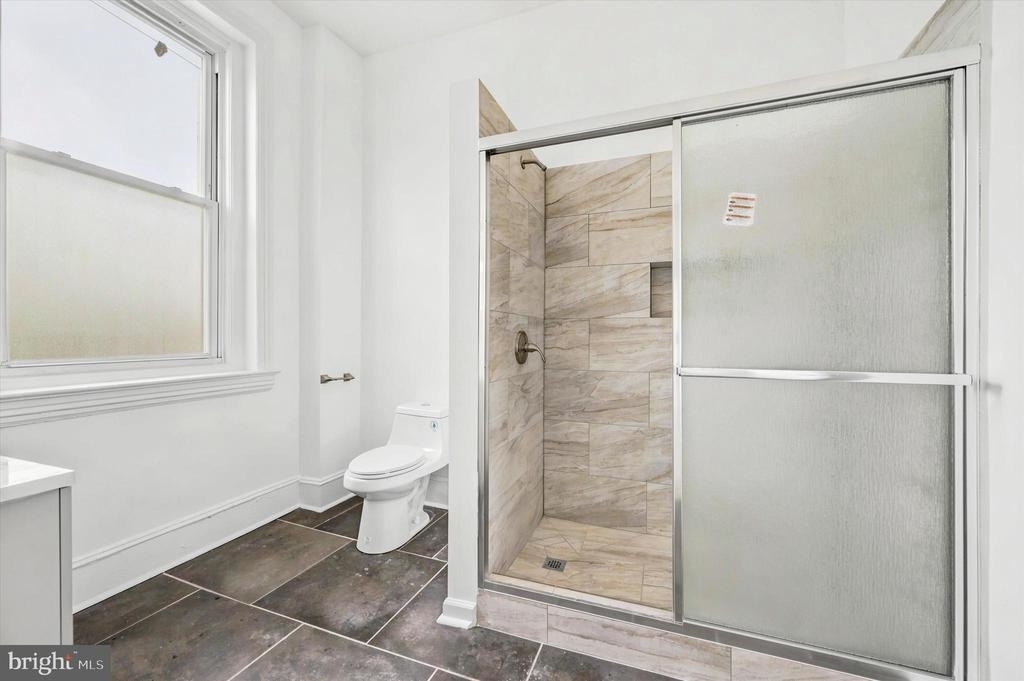 1854 Germantown Avenue - Photo 14