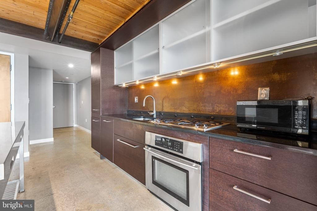 1101 Washington Avenue - Photo 6